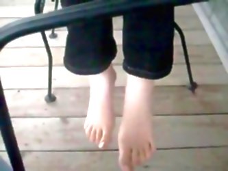 Ina S Toes Outside